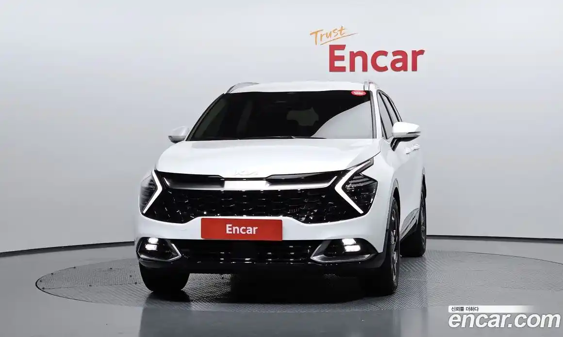 Kia Sportage 2023 1.6 автомат (гидро), фото 3