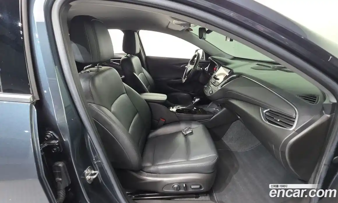 Chevrolet Malibu 2022 1.3 гидро, фото 16