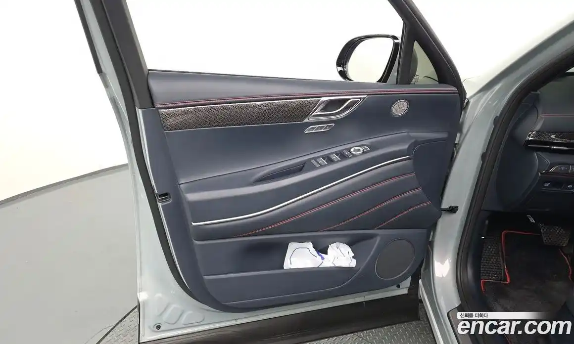 Genesis GV80 2024 2.5 гидро, фото 14