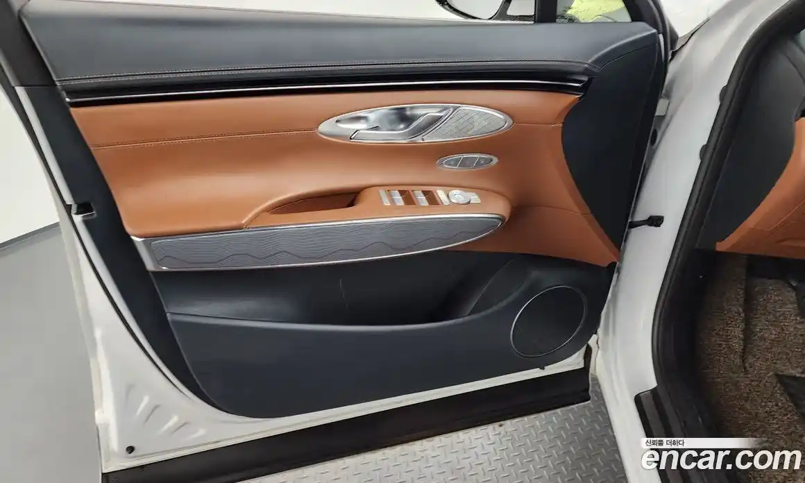 Genesis GV70 2021 2.5 гидро, фото 13