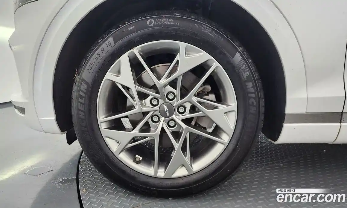Genesis GV70 2021 2.5 гидро, фото 4
