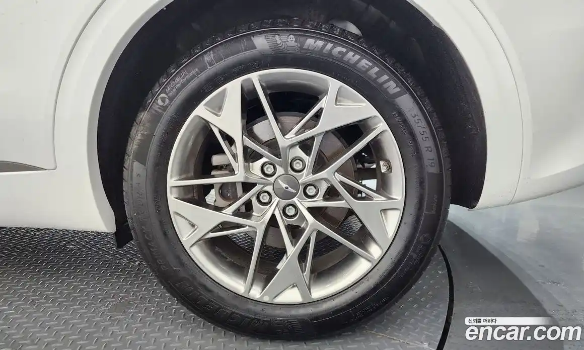 Genesis GV70 2021 2.5 гидро, фото 6