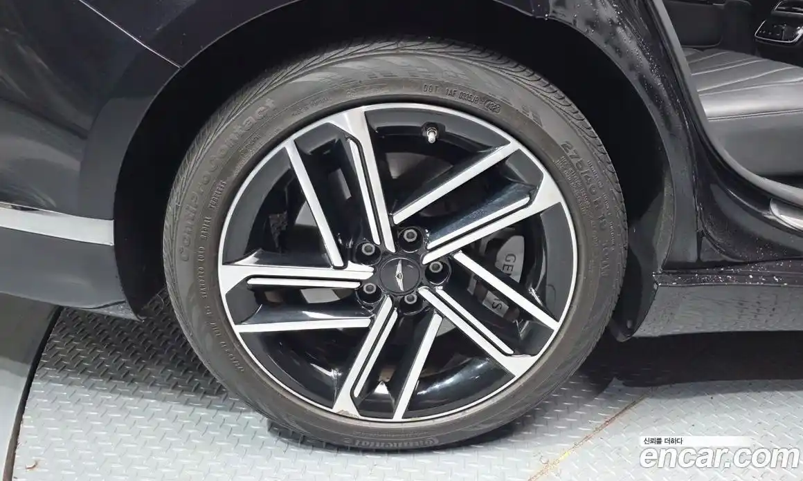 Genesis G80 2024 2.5 автомат (гидро), фото 4