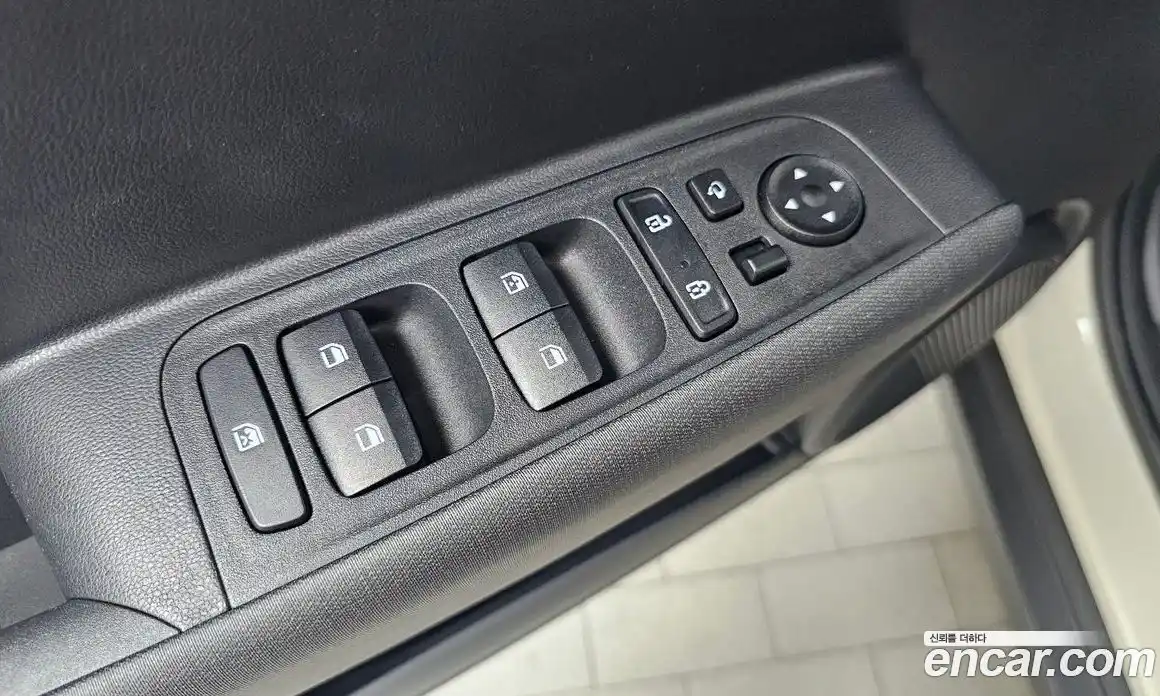 Hyundai Casper 2022 1.0 автомат (гидро), фото 27