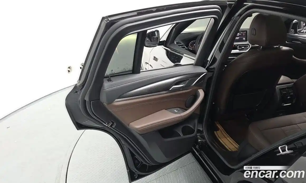 BMW X4 2023 2.0 гидро, фото 15
