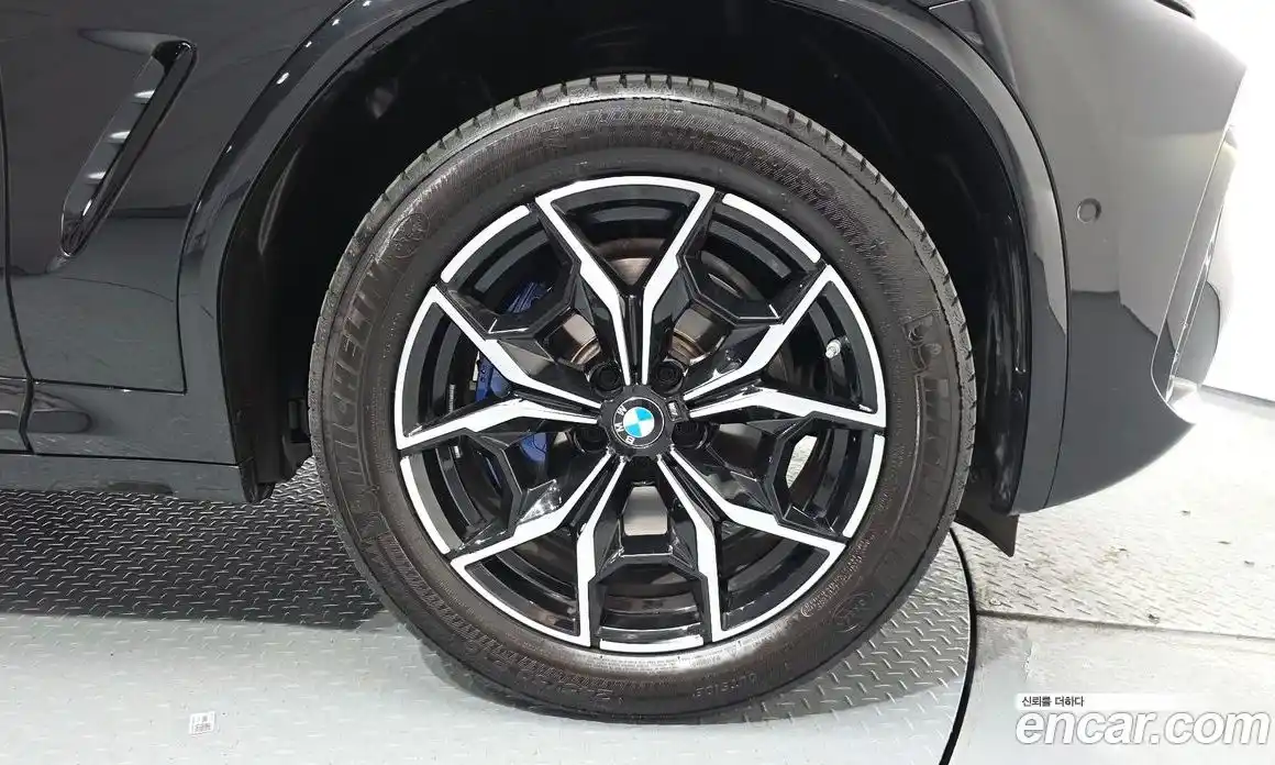 BMW X4 2023 2.0 гидро, фото 7