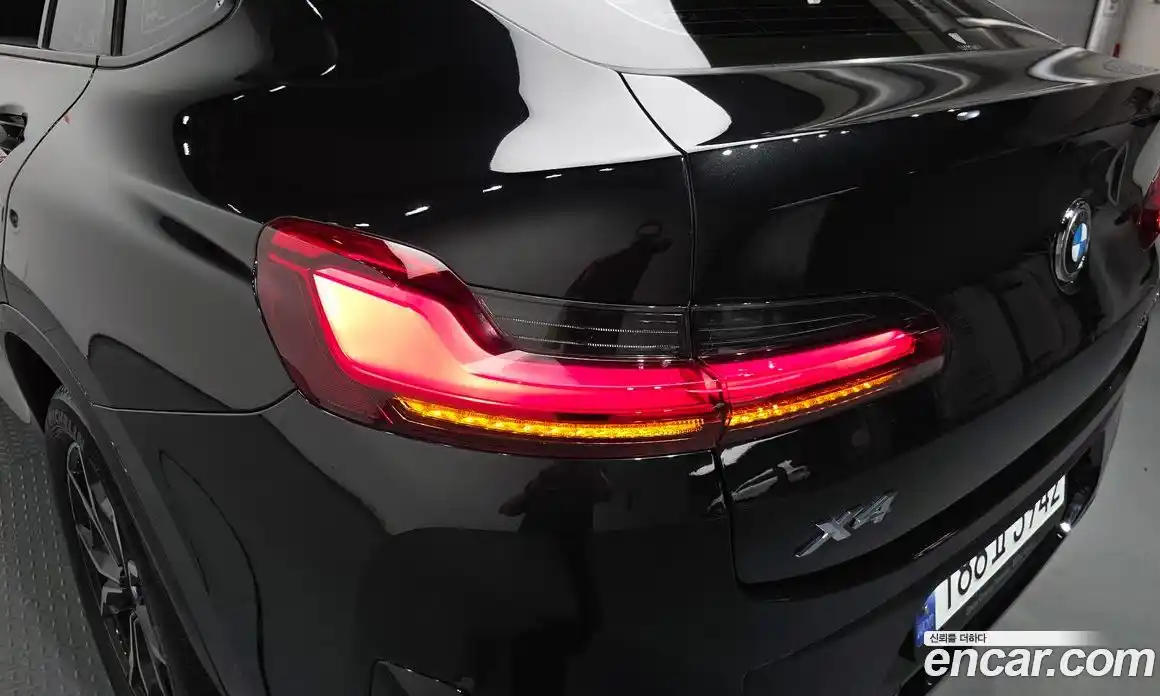 BMW X4 2023 2.0 гидро, фото 9