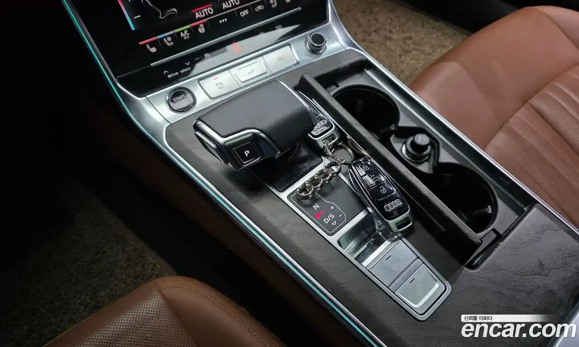 Audi A6 2022 2.0 гидро, фото 12