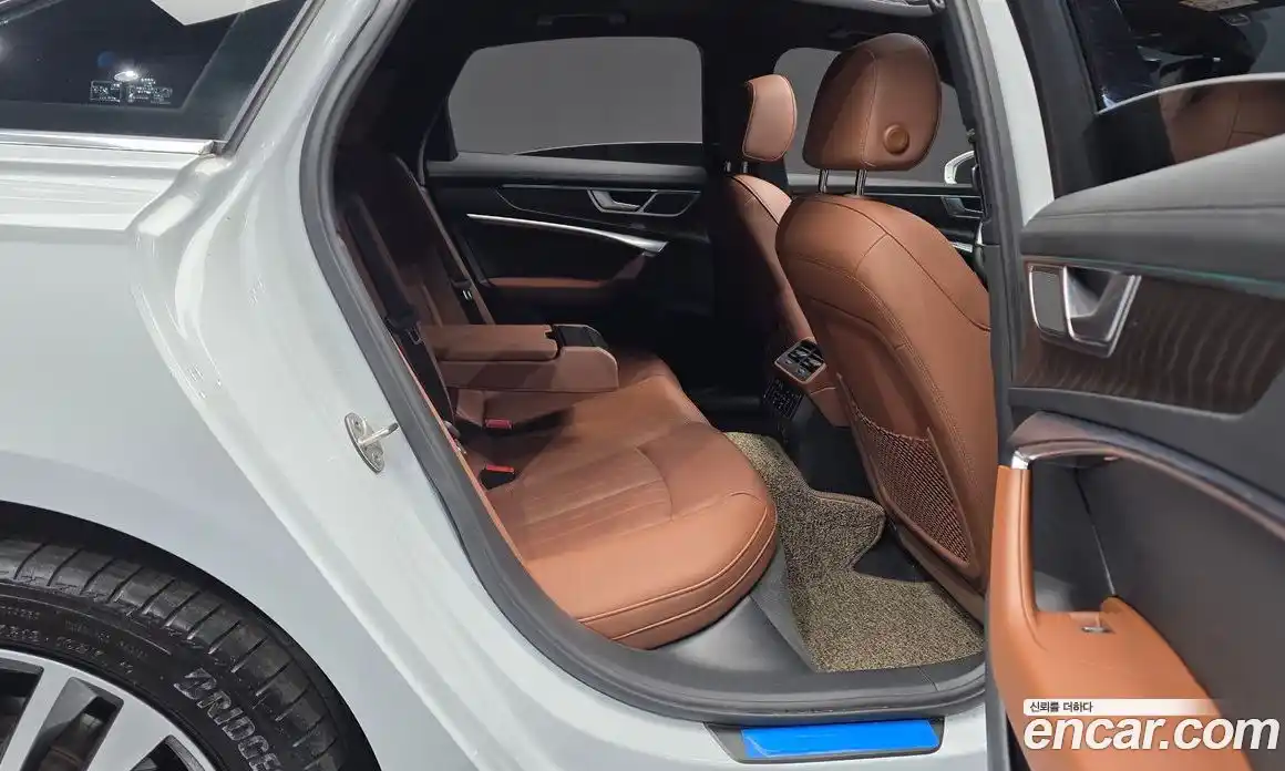 Audi A6 2022 2.0 гидро, фото 17