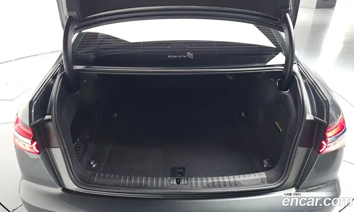 Audi A6 2021 2.0 автомат (гидро), фото 25