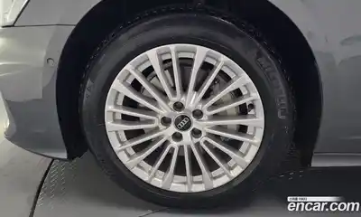 Audi A6 2021 2.0 автомат (гидро), миниатюра 6
