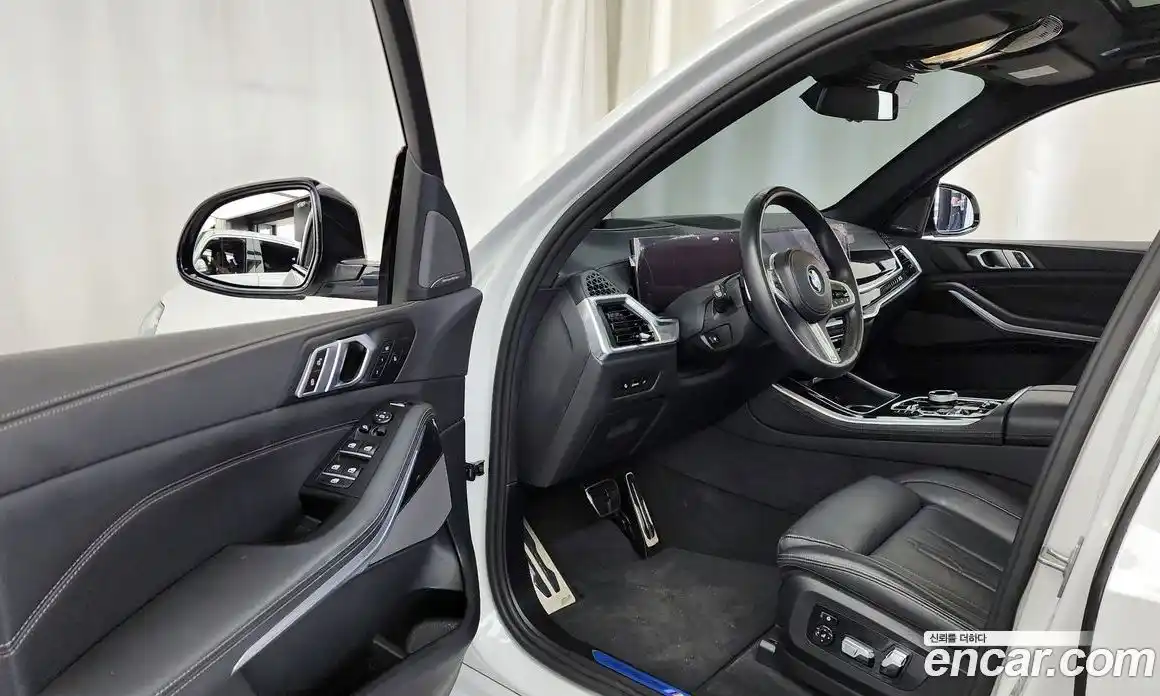 BMW X5 2023 3.0 автомат (гидро), фото 13