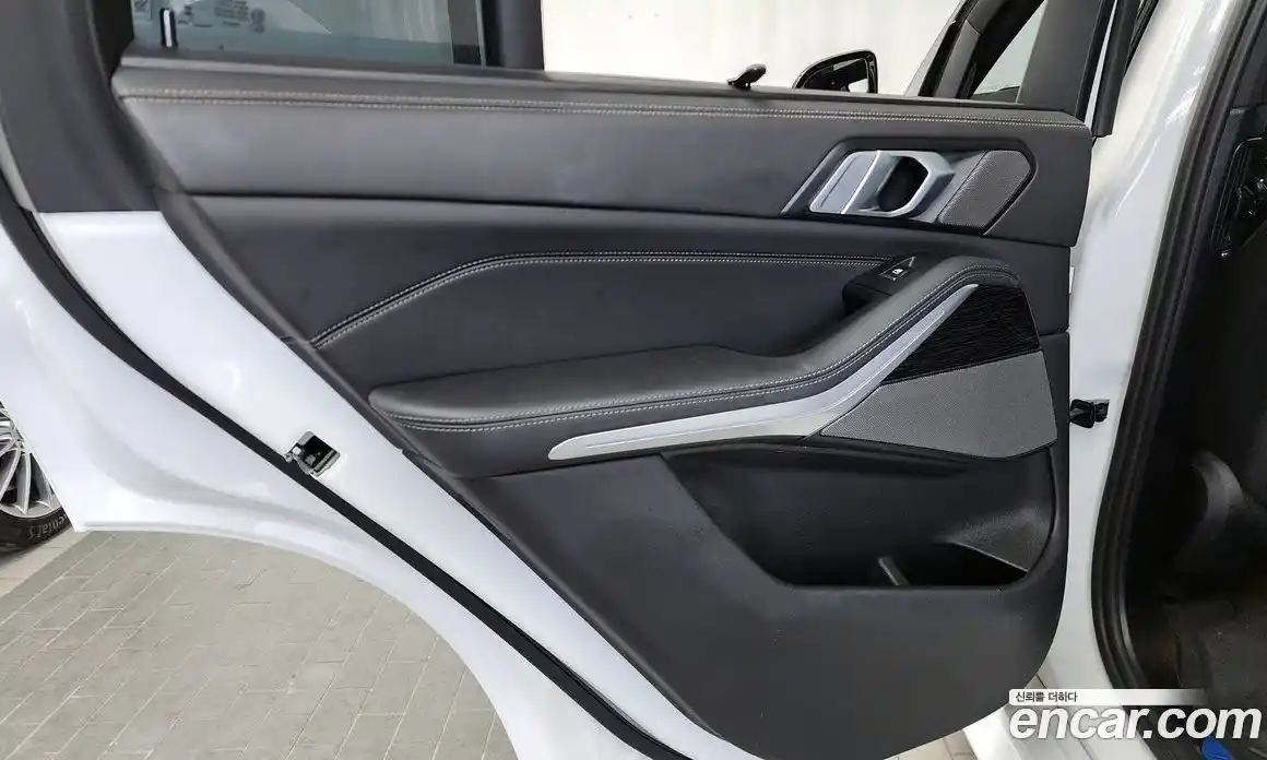BMW X5 2023 3.0 автомат (гидро), фото 15