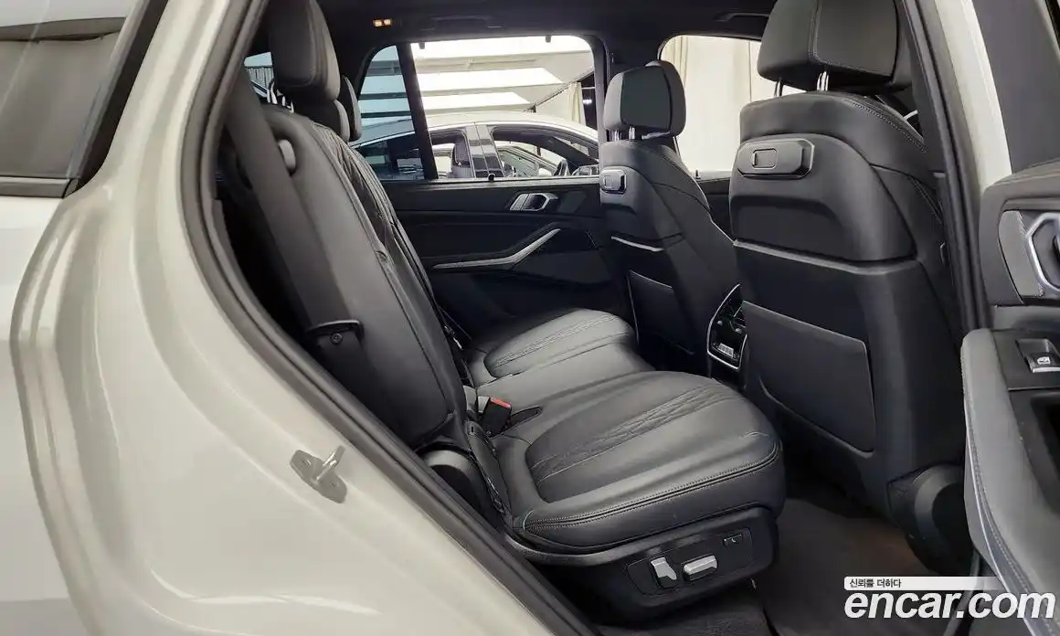 BMW X5 2023 3.0 автомат (гидро), фото 18