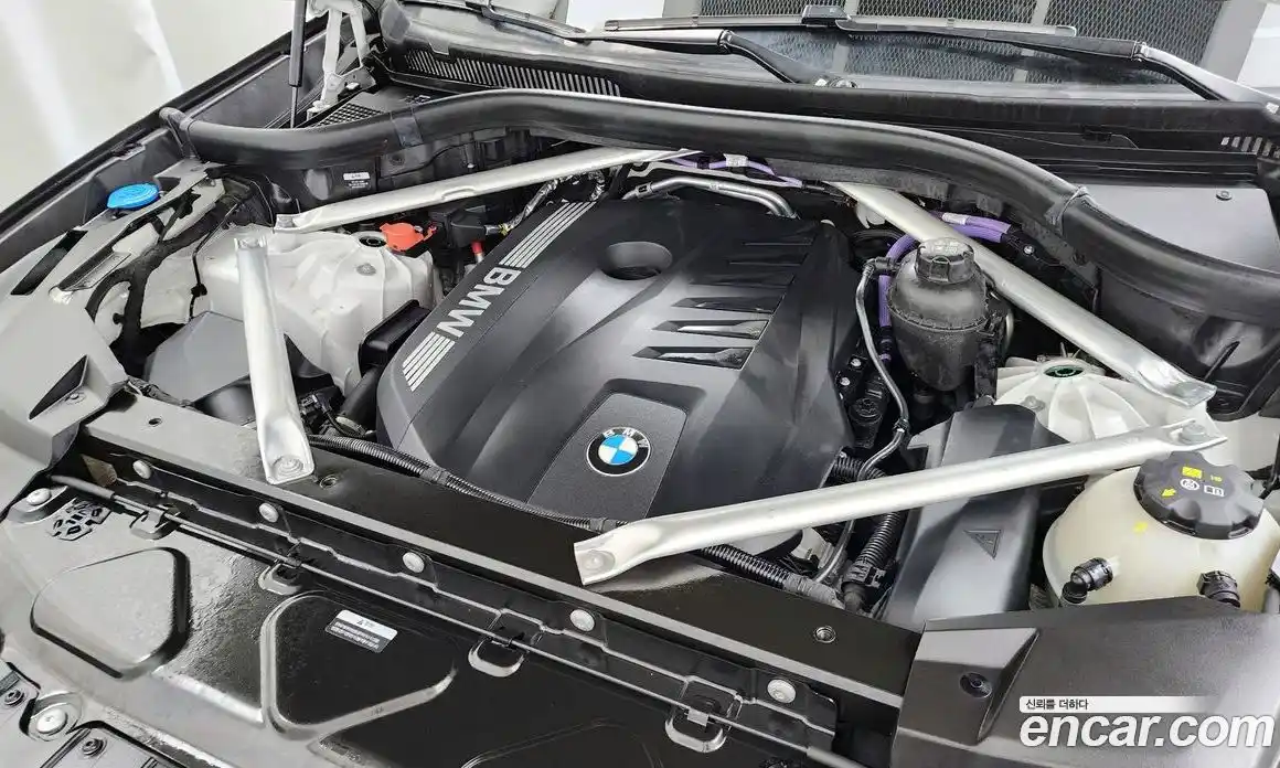 BMW X5 2023 3.0 автомат (гидро), фото 6
