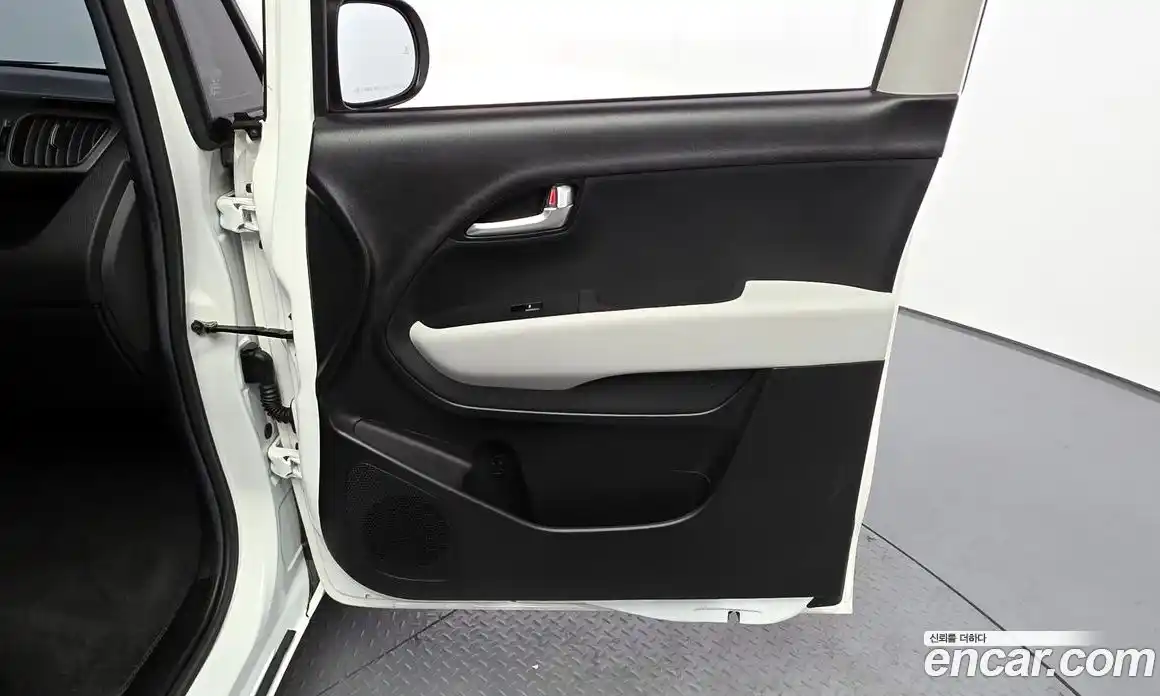 Kia Ray 2023 1.0 гидро, фото 15