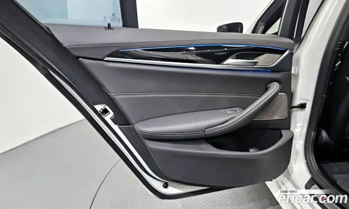 BMW 5-Series 2021 2.0 гидро, фото 15