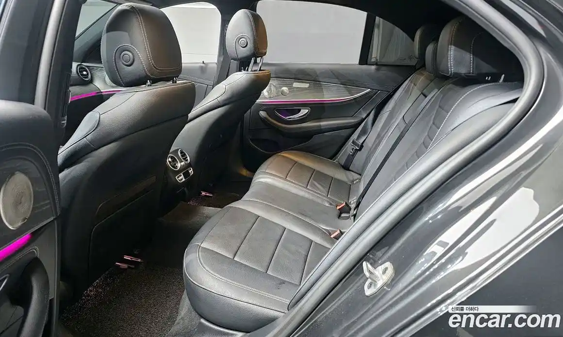 Mercedes-Benz E-Class 2022 2.0 автомат (гидро), фото 16