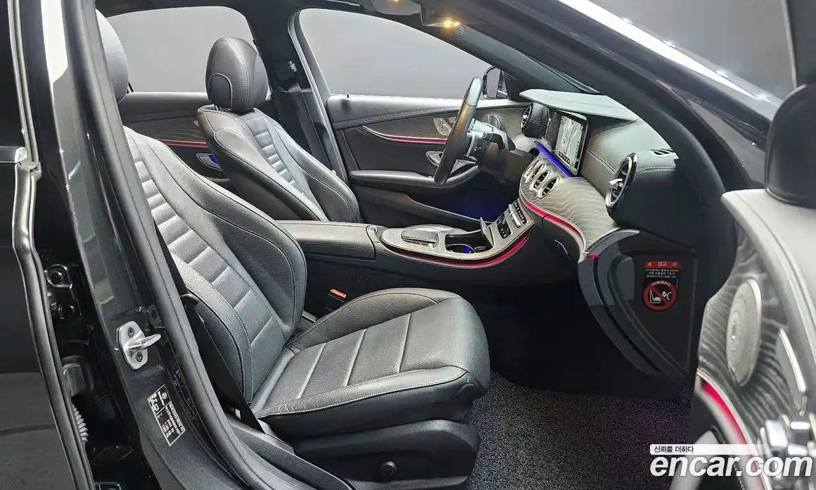 Mercedes-Benz E-Class 2022 2.0 автомат (гидро), фото 17