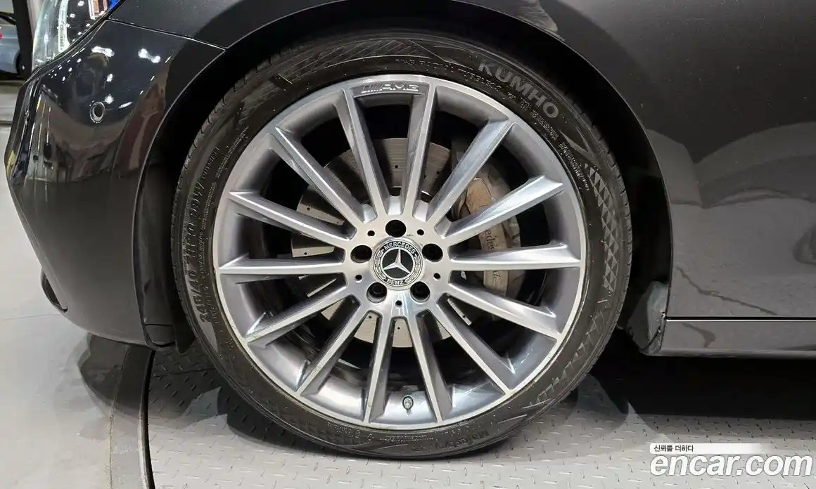 Mercedes-Benz E-Class 2022 2.0 автомат (гидро), фото 5