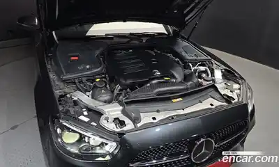Mercedes-Benz E-Class 2022 2.0 автомат (гидро), миниатюра 6