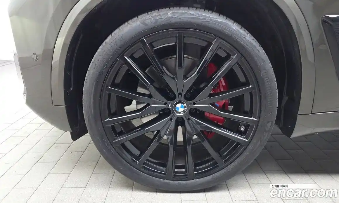 BMW X5 2025 3.0 автомат (гидро), фото 5