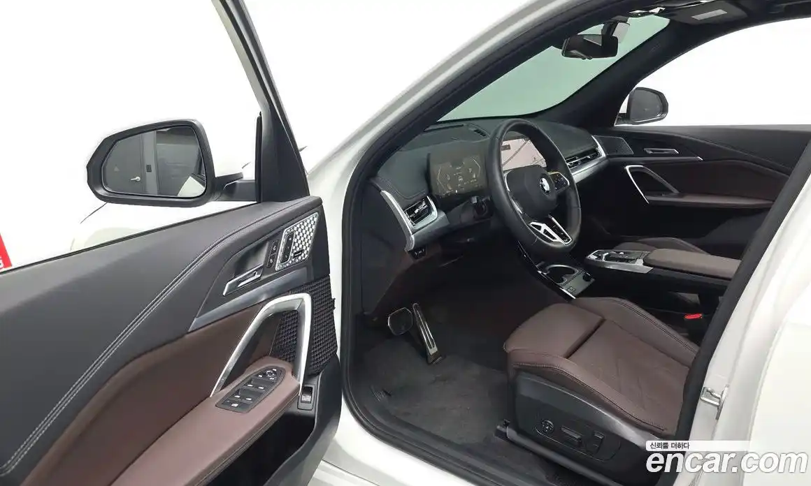 BMW X1 2025 2.0 гидро, фото 13