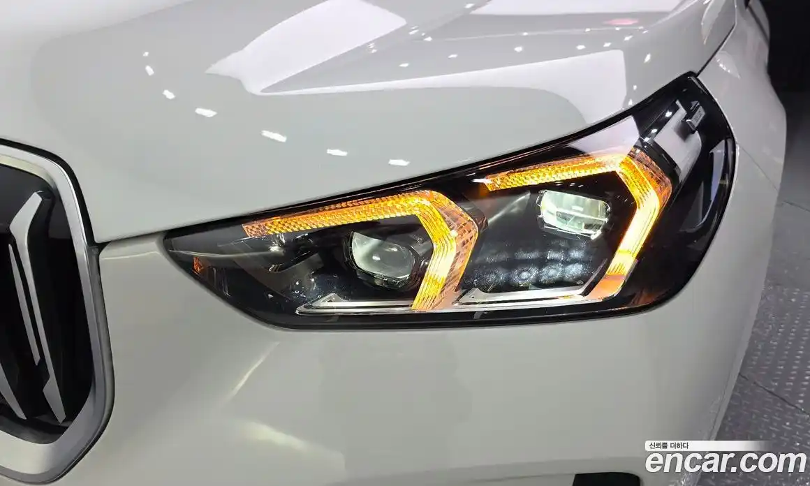 BMW X1 2025 2.0 гидро, фото 8