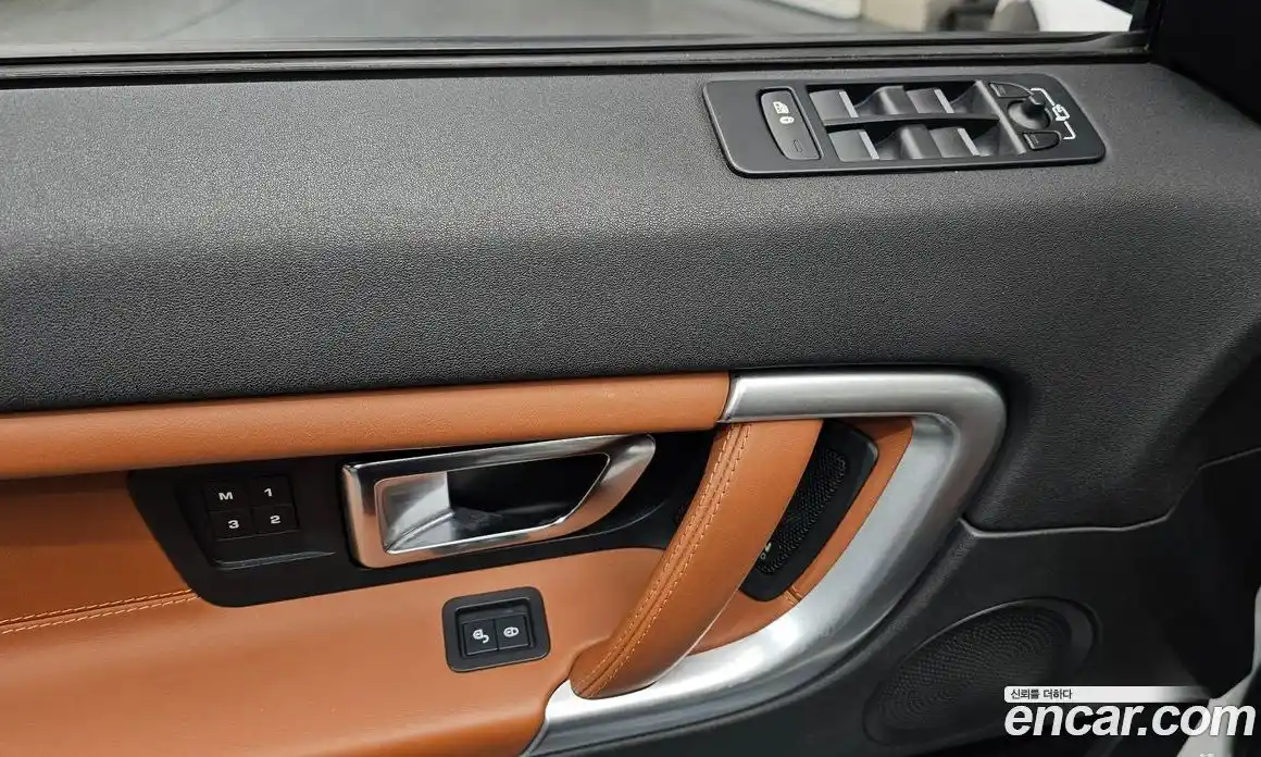 Land Rover Discovery Sport 2017 2.0 автомат (гидро), фото 16