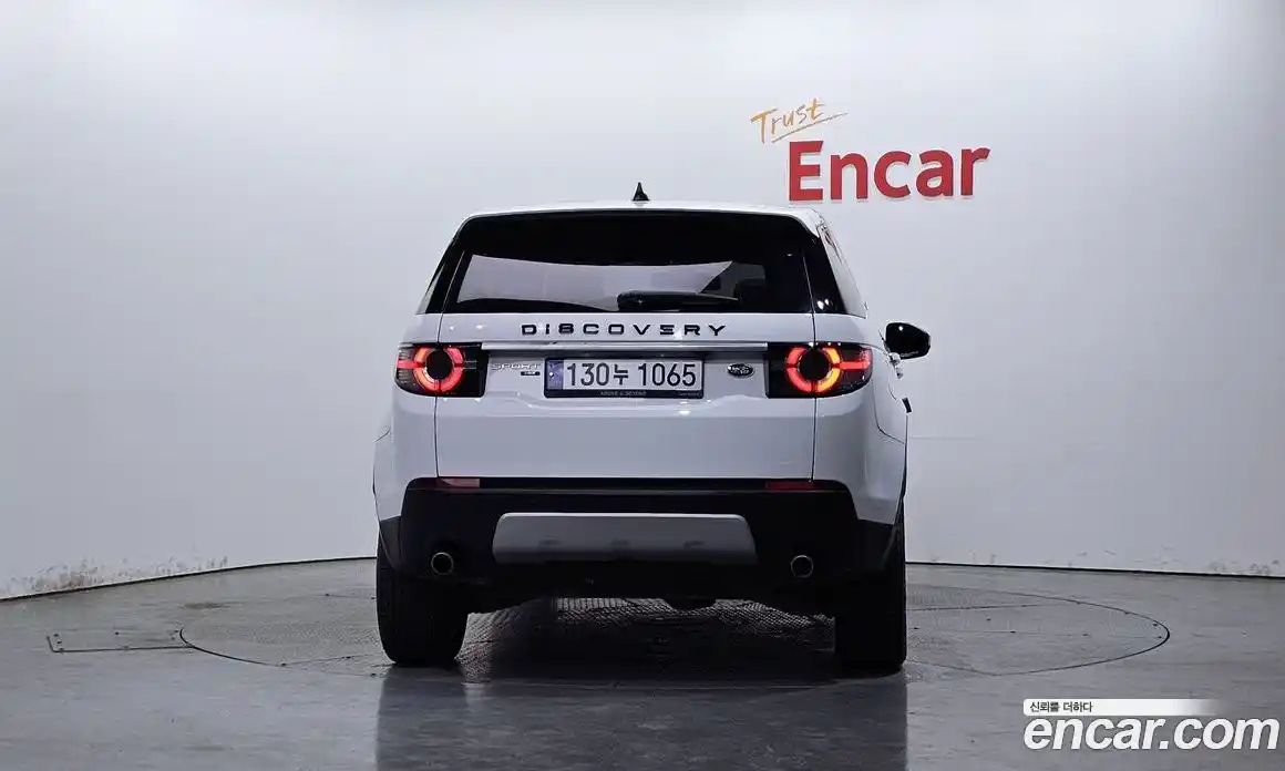 Land Rover Discovery Sport 2017 2.0 автомат (гидро), фото 4