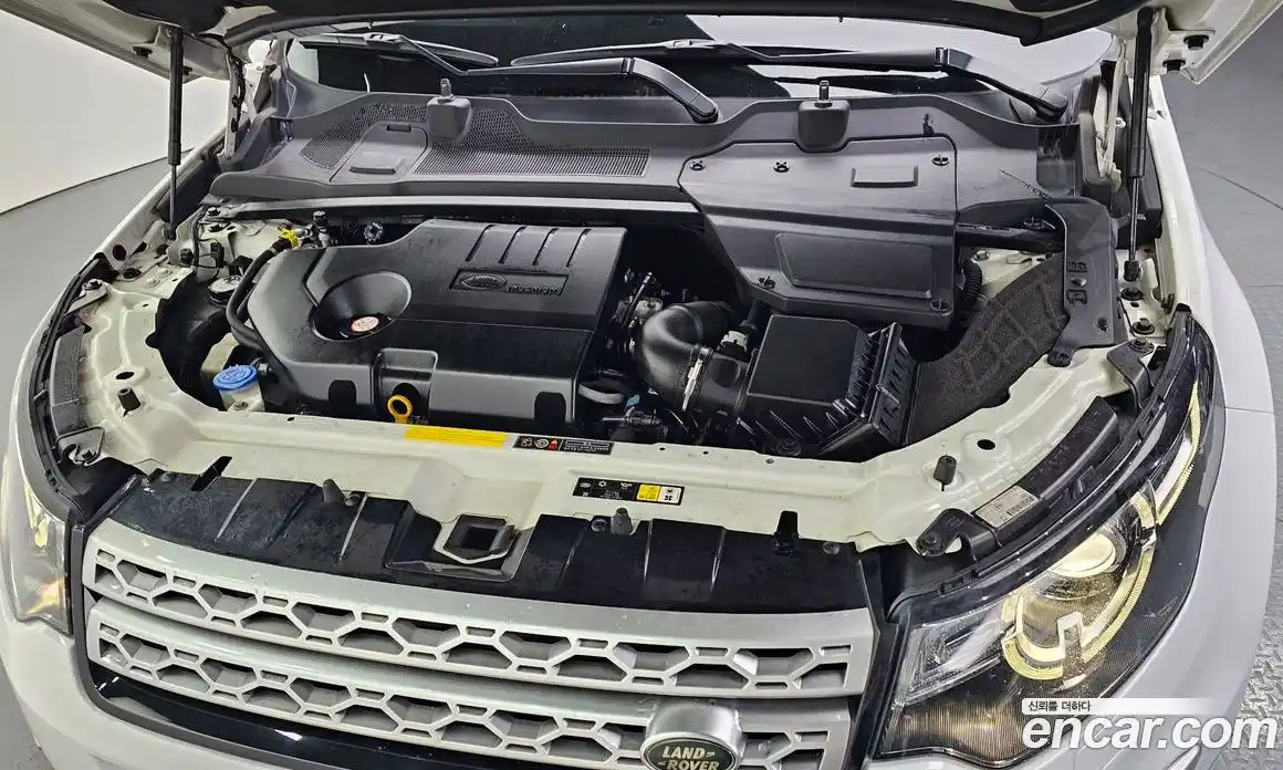 Land Rover Discovery Sport 2017 2.0 автомат (гидро), фото 6