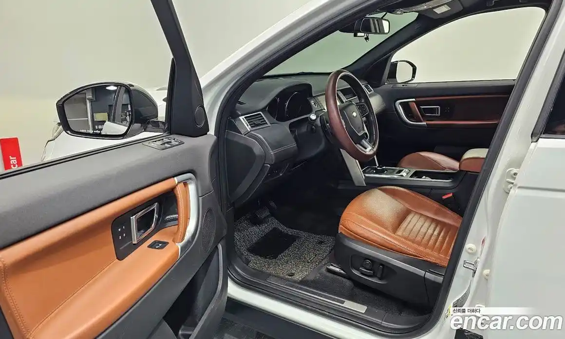 Land Rover Discovery Sport 2017 2.0 автомат (гидро), фото 10