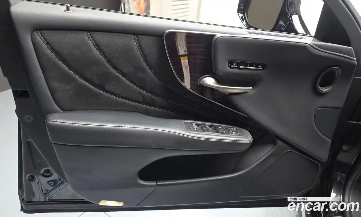 Lexus LS 2019 3.5 гидро, фото 14