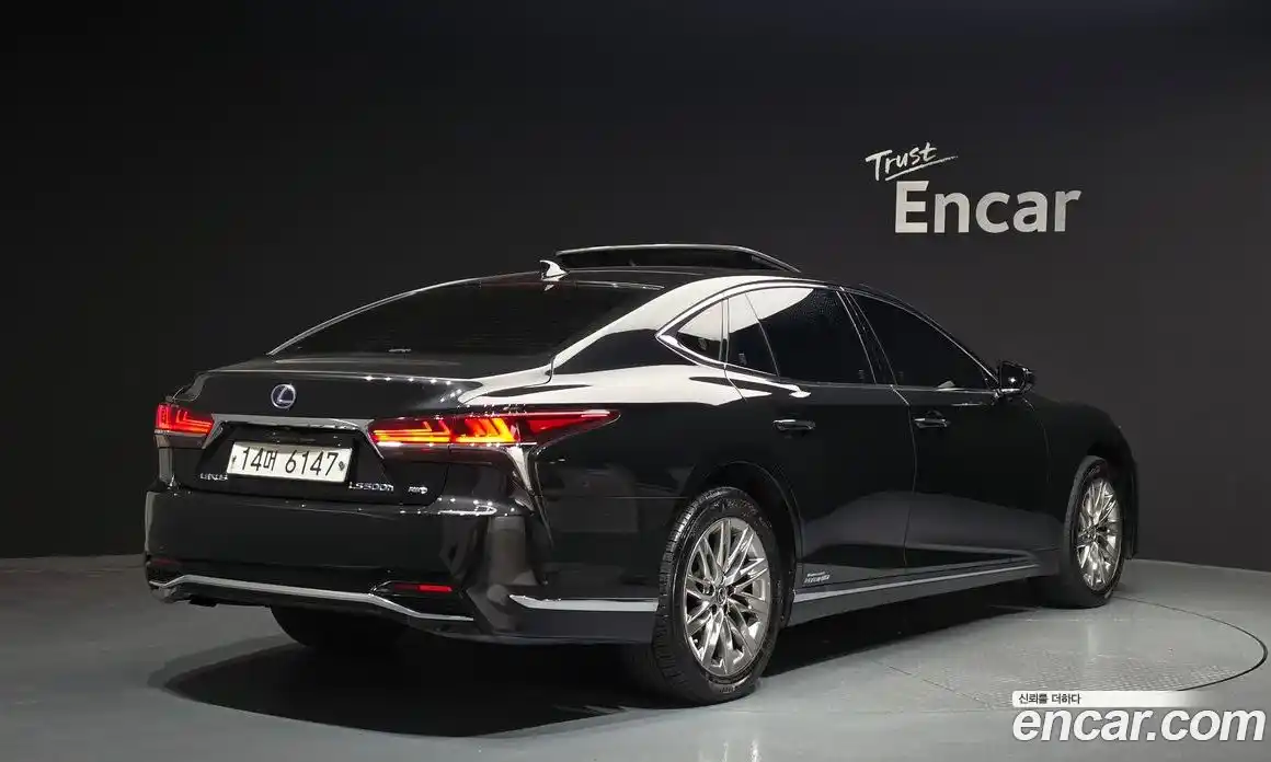 Lexus LS 2019 3.5 гидро, фото 2