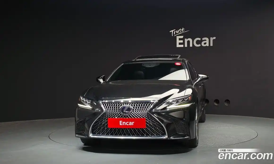 Lexus LS 2019 3.5 гидро, фото 3