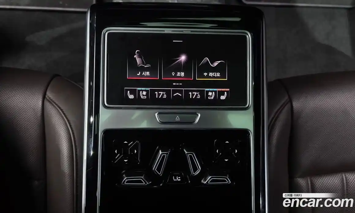 Audi A8 2021 3.0 автомат (гидро), фото 19