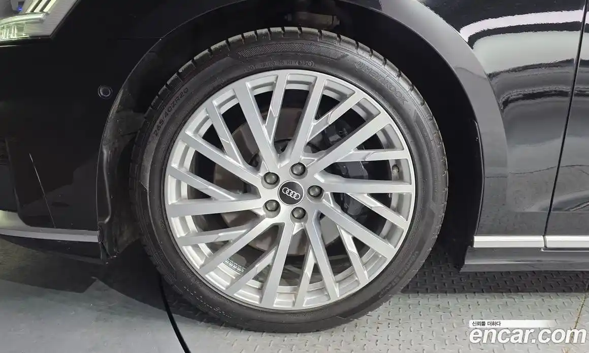 Audi A8 2021 3.0 автомат (гидро), фото 4