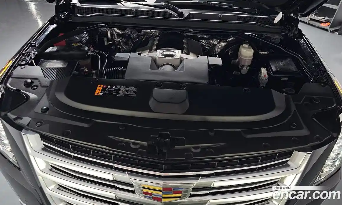 Cadillac Escalade 2018 6.2 гидро, фото 5