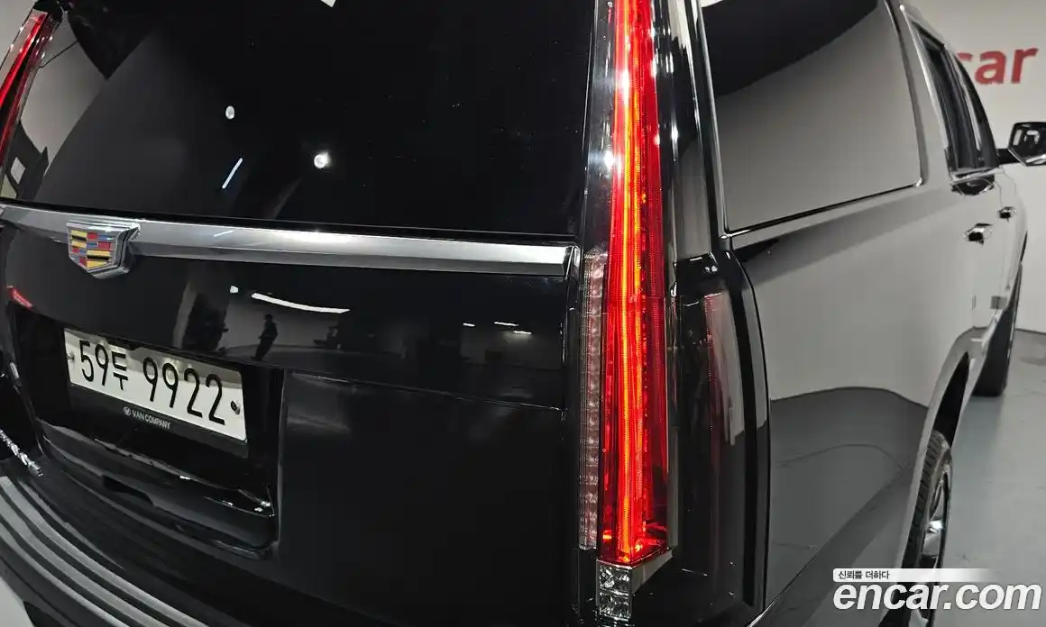 Cadillac Escalade 2018 6.2 гидро, фото 8