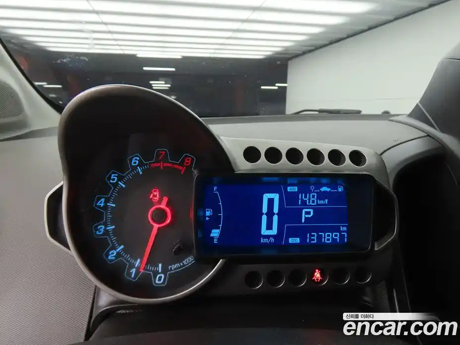 Chevrolet Aveo 2015 1.4 гидро, фото 9