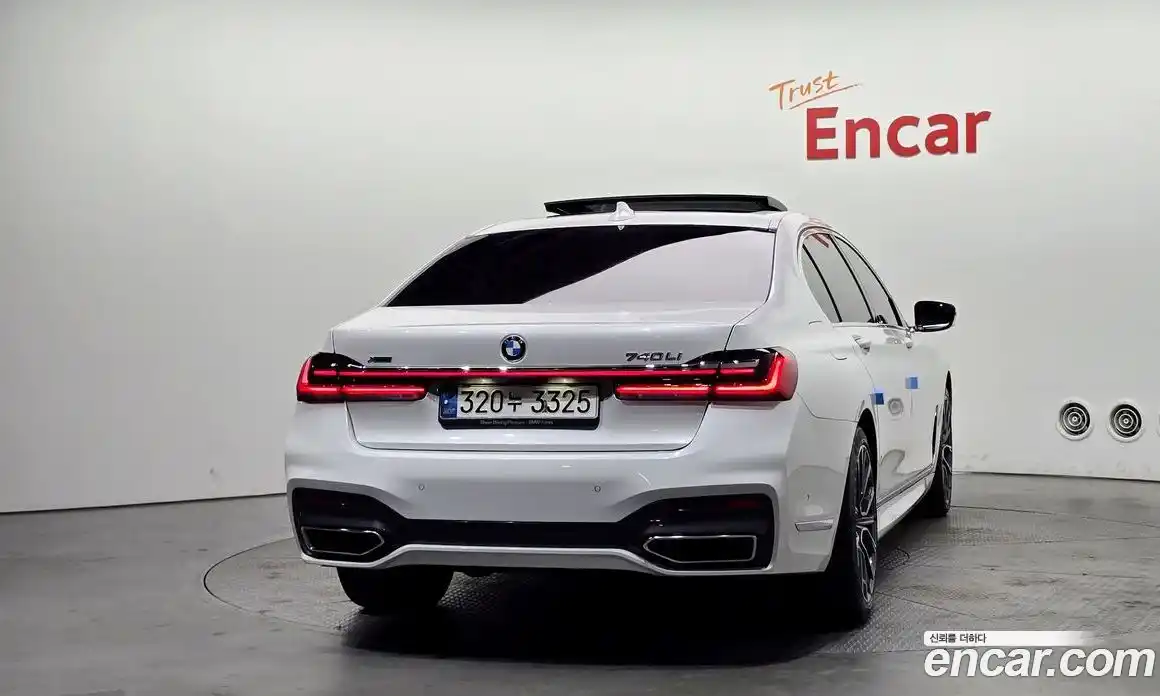 BMW 7 серия 2021 3.0 автомат (гидро), фото 4
