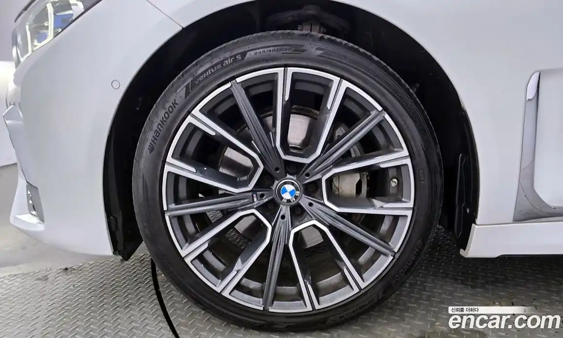 BMW 7 серия 2021 3.0 автомат (гидро), фото 5