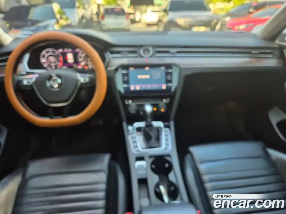 Volkswagen Passat 2018 2.0 автомат (гидро), фото 12