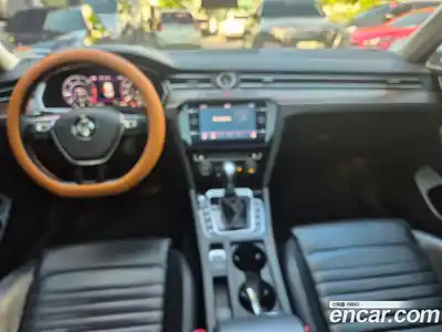 Volkswagen Passat 2018 2.0 автомат (гидро), миниатюра 12