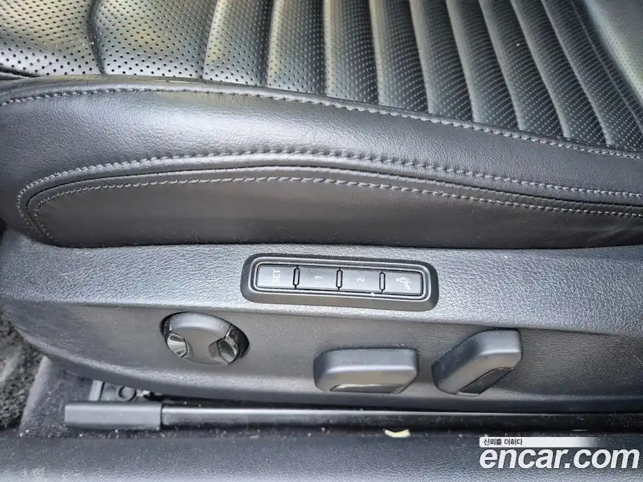Volkswagen Passat 2018 2.0 автомат (гидро), фото 19