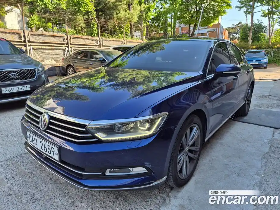 Volkswagen Passat 2018 2.0 автомат (гидро), фото 4