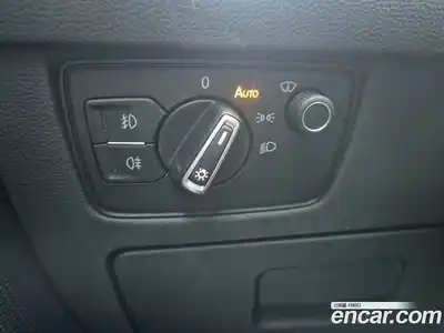 Volkswagen Passat 2018 2.0 автомат (гидро), миниатюра 7