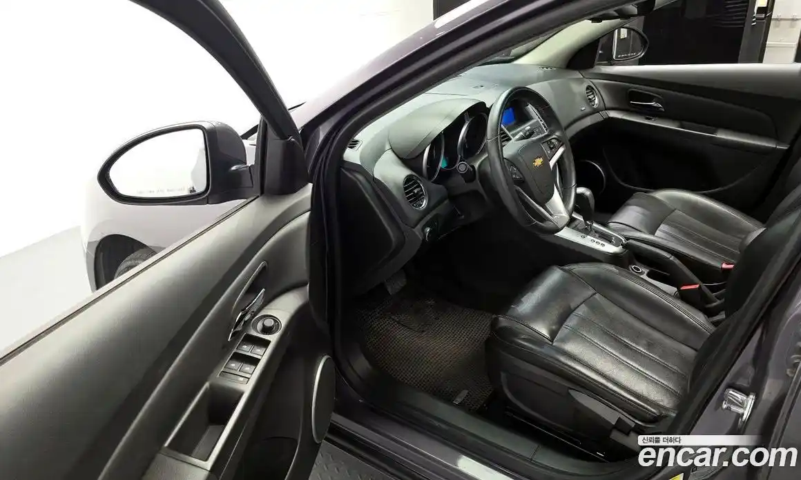 Chevrolet Cruze 2012 1.8 автомат (гидро), фото 10