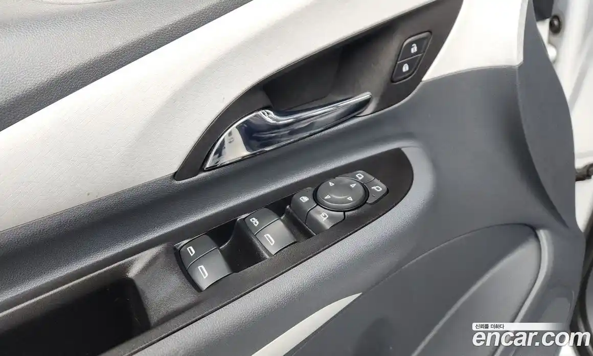 Chevrolet Bolt EV 2020 0.2 гидро, фото 26