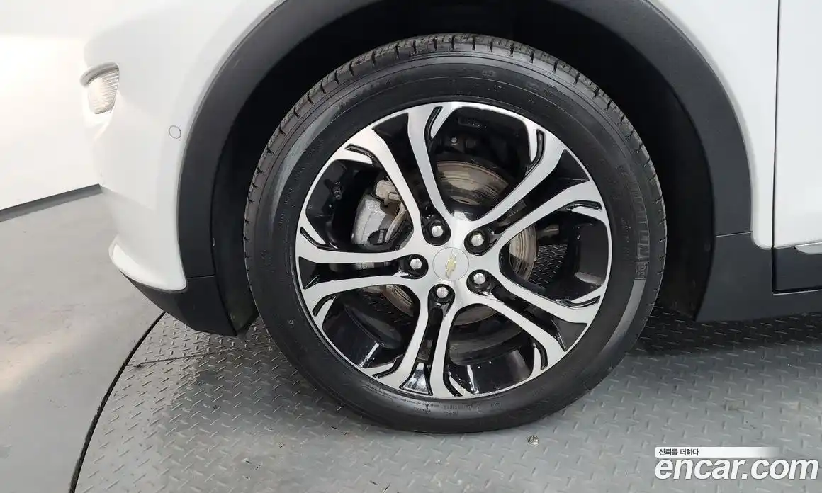 Chevrolet Bolt EV 2020 0.2 гидро, фото 5